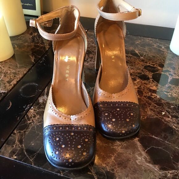 GORGEOUS BROWN Block Heels - Picture 7 of 8